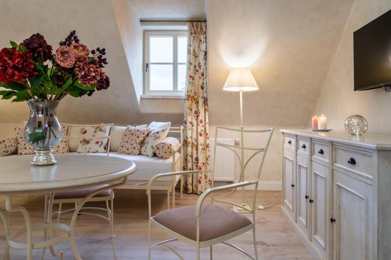 Boutique Hotel Soukenikuv Dum Kutná Hora Exteriör bild